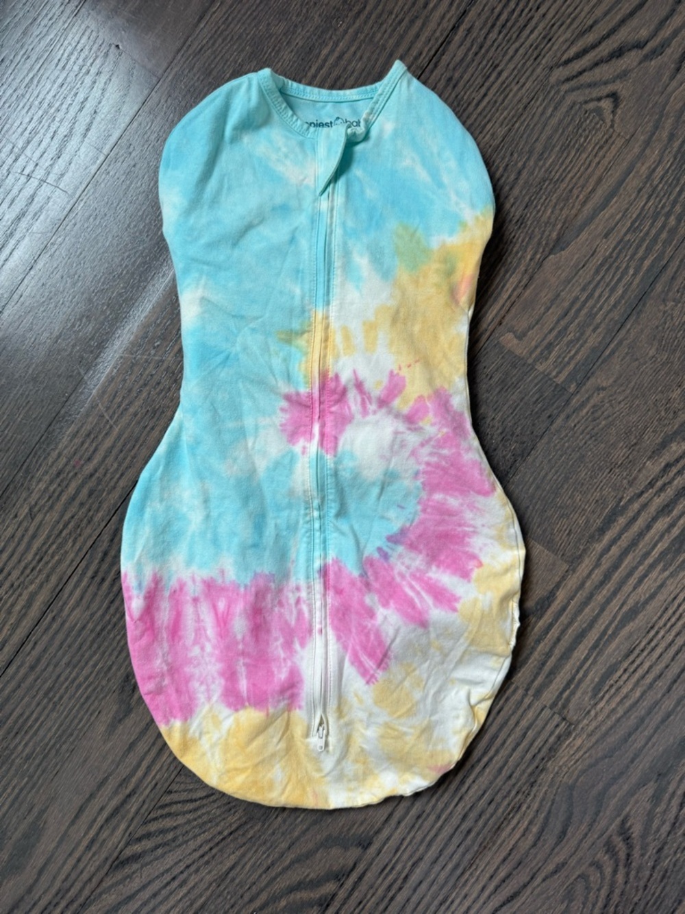Happiest Baby Tye-die Sleep Swaddle Size Medium